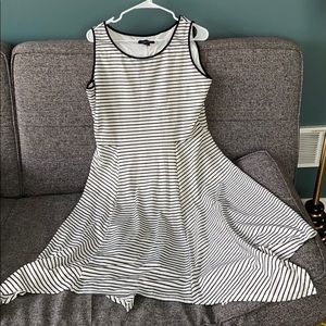 Ronni Nicole Black and White stripe dress!